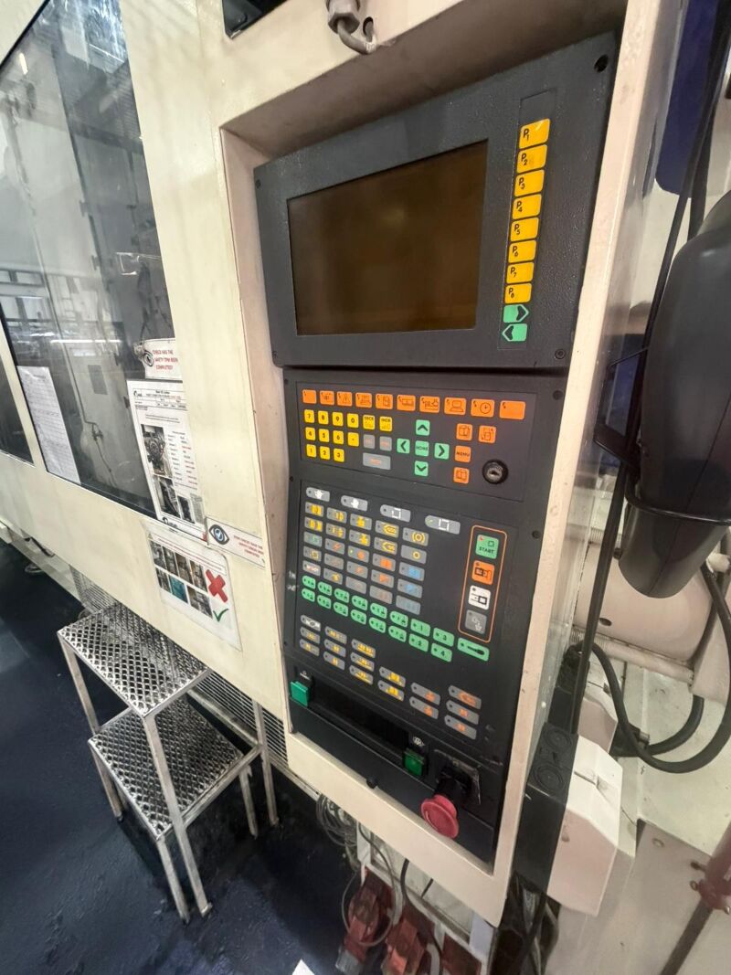 Used SANDRETTO MEGA T  4435  610 injection moulding machine