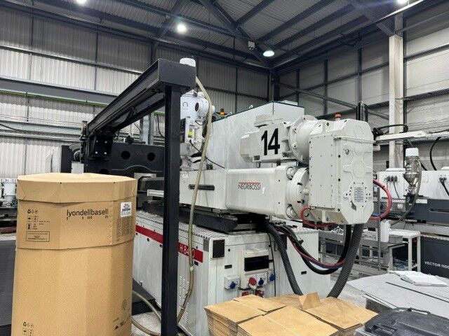 Used NEGRI BOSSI VH 1500-8400 injection moulding machine