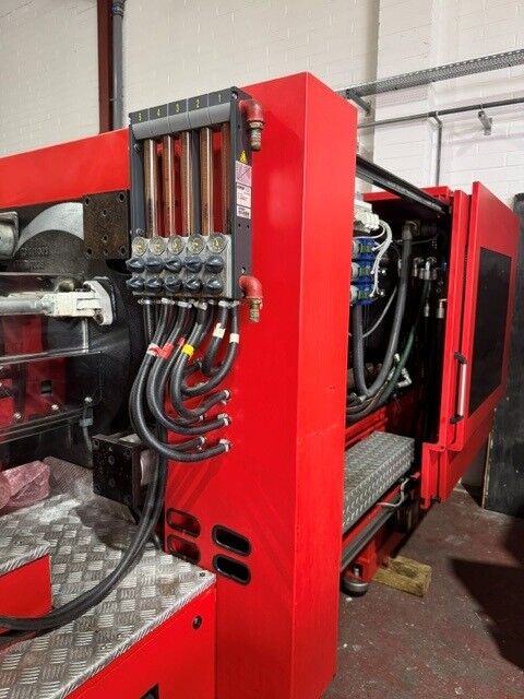 Used NEGRI BOSSI V  2100H-1600 injection moulding machine