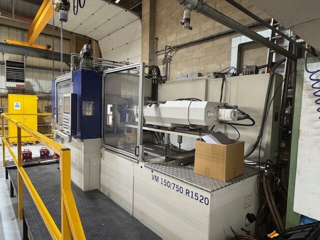 Used BATTENFELD VM ROTARY 150-750 R1520 injection moulding machine