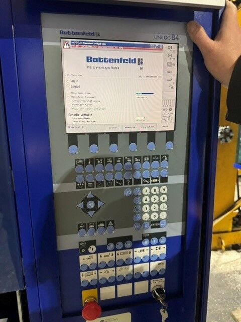 Used BATTENFELD MICROSYSTEM MM 5050 injection moulding machine