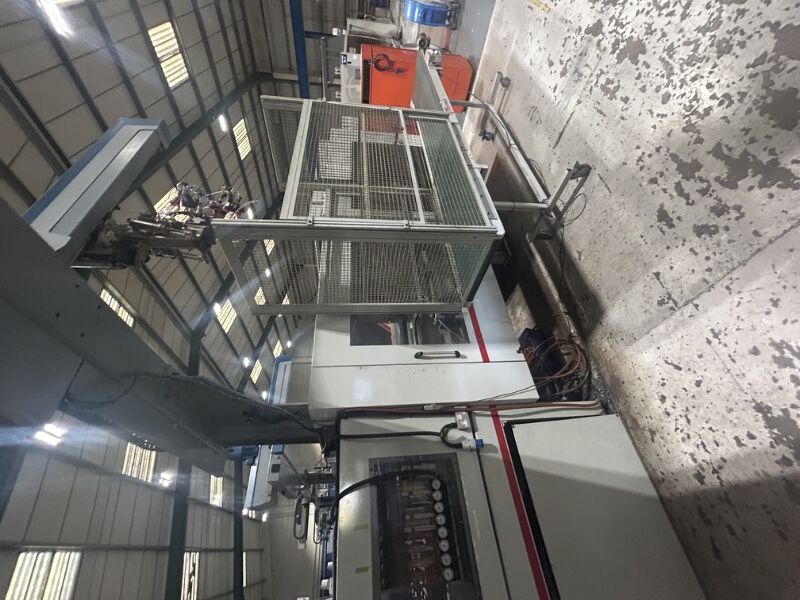 Used NEGRI BOSSI VS 3300H-1600 injection moulding machine