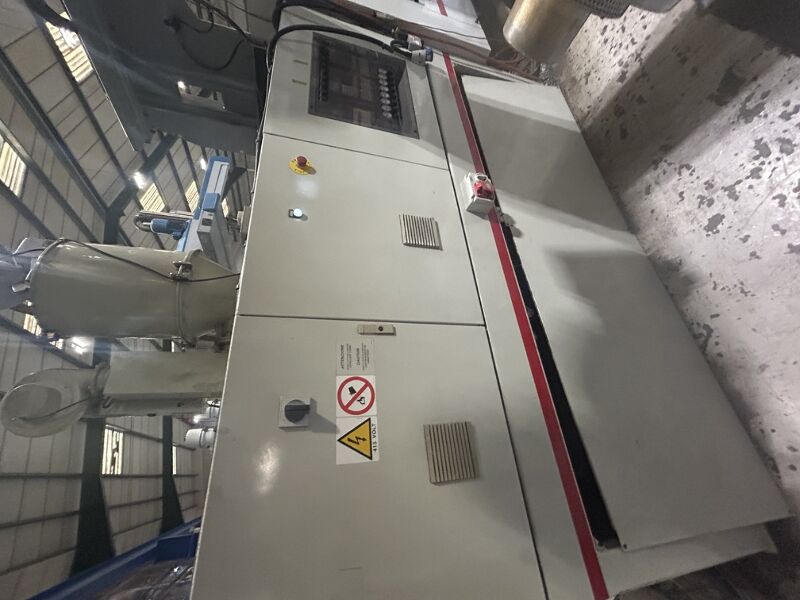 Used NEGRI BOSSI VS 3300H-1600 injection moulding machine