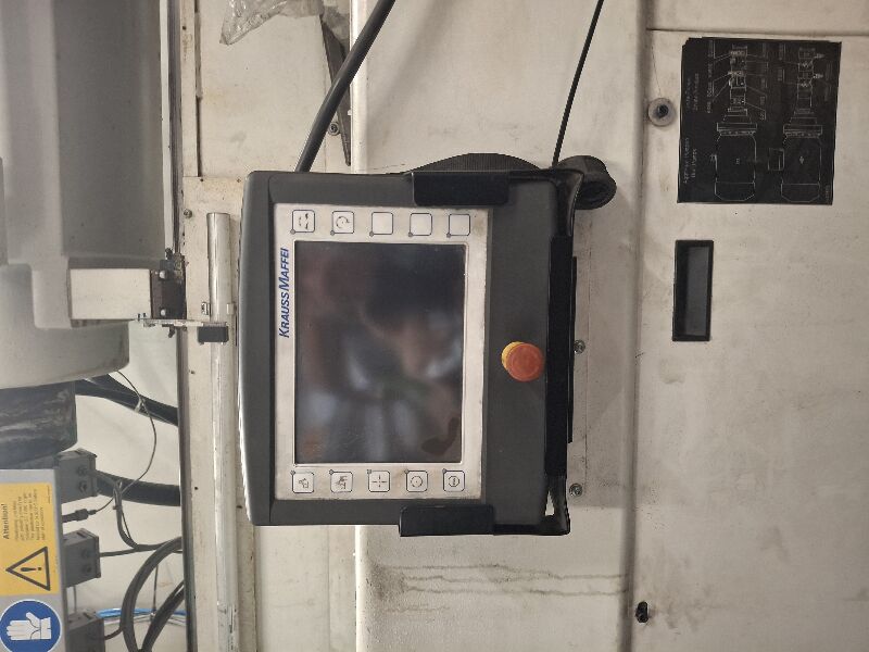 Used 3 AXIS SERVO ROBOT