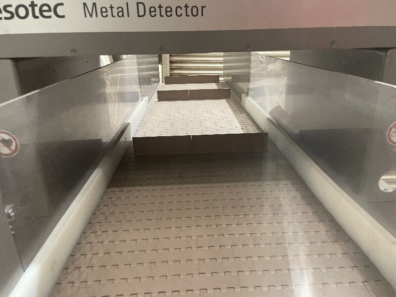 Used Conveyor with Metal Detection