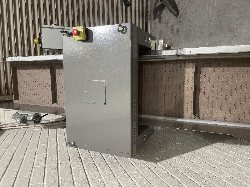 Used Conveyor with Metal Detection