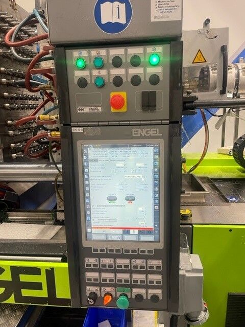 Used ENGEL e-motion 3440-380 injection moulding machine