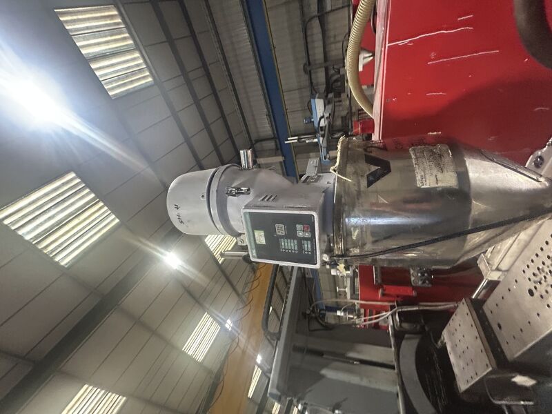 Used NEGRI BOSSI V CANBIO 2100H-820 injection moulding machine