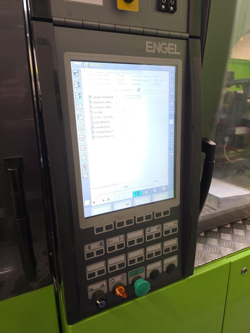 Used Engel Victory VC 500120 injection moulding machine