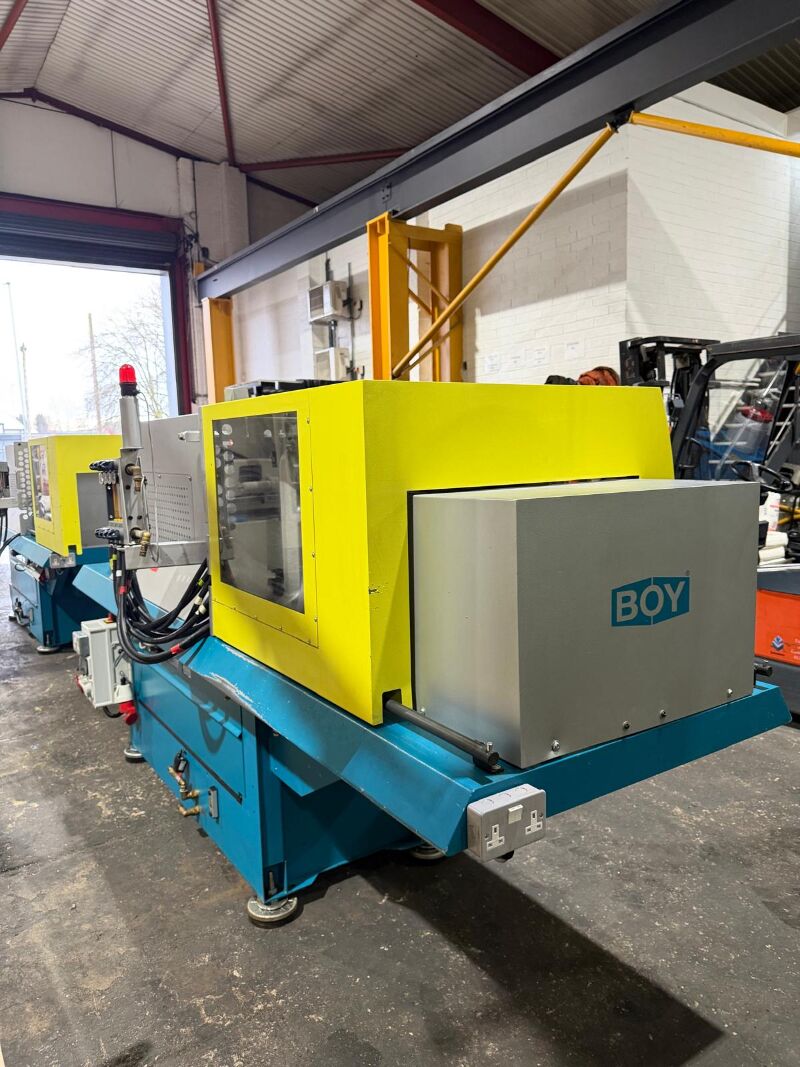 Used BOY E 600-205 injection moulding machine