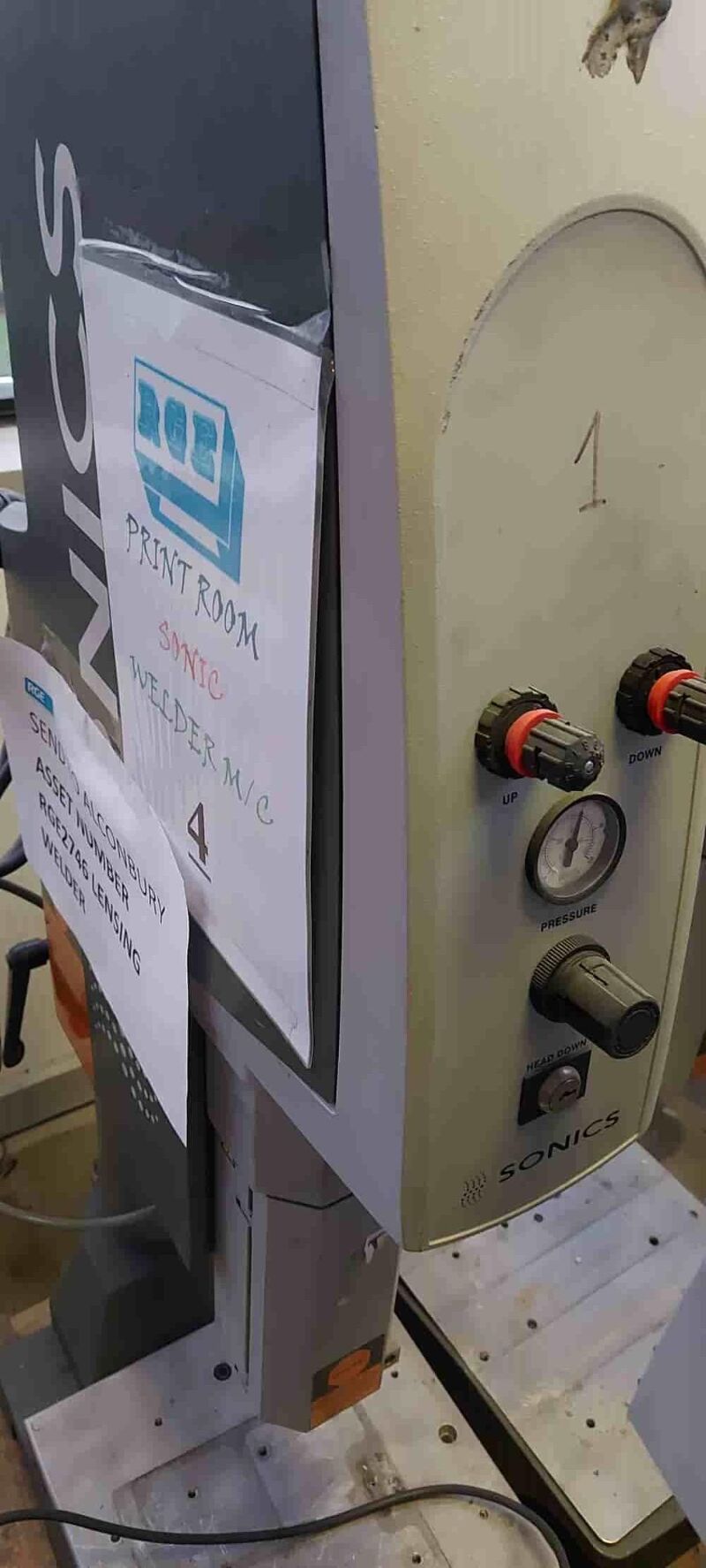 Used Ultrasonic Plastic Welder