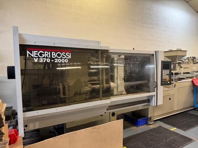 Used NEGRI BOSSI V 3700H-2000 injection moulding machine