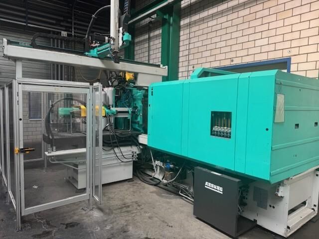 Used ARBURG 720S e2 3K 3200 - 1300 290 290 injection moulding machine