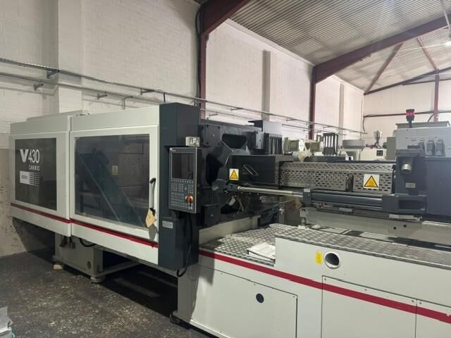 Used NEGRI BOSSI V CANBIO 4300H-2920 injection moulding machine
